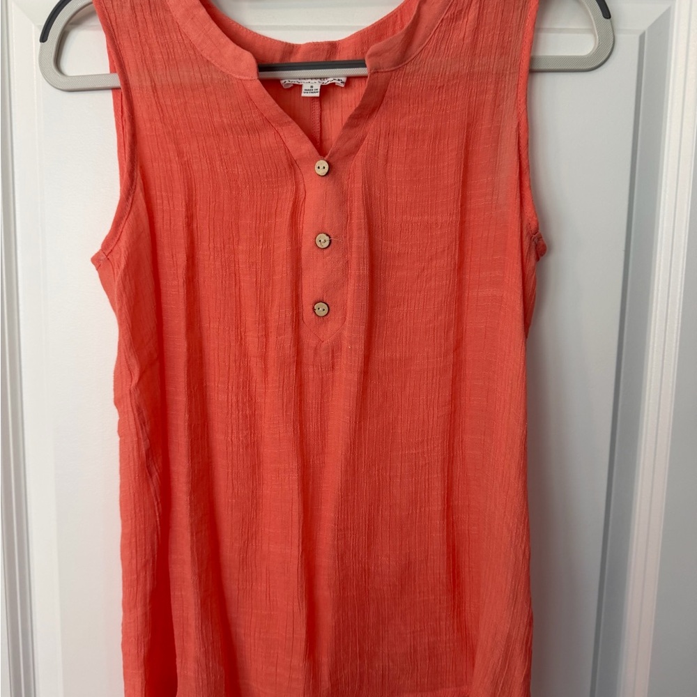 Sleeveless Button Front Tank Top in Coral